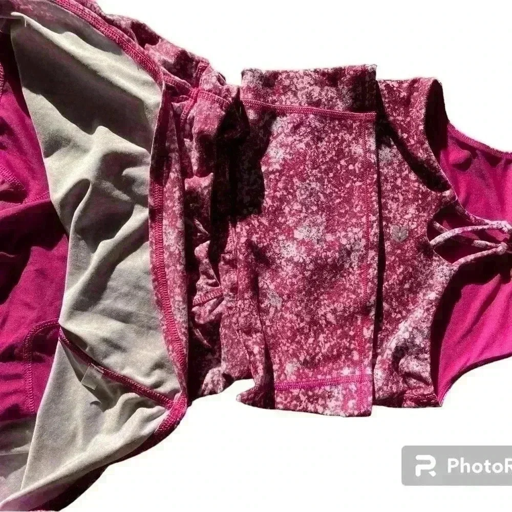 All in motion girls size 7/8 two piece athletic set color purple -white and blue